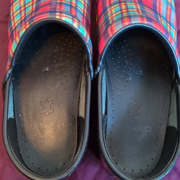 ⭐💥 Women's Dansko clogs size 37 plaid in good condition⭐💥 - Picture 4 of 10